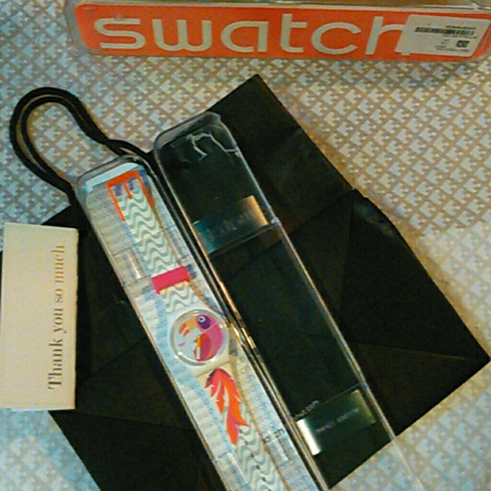 Swatch Papagaye White/Design Dial Ladies Watch